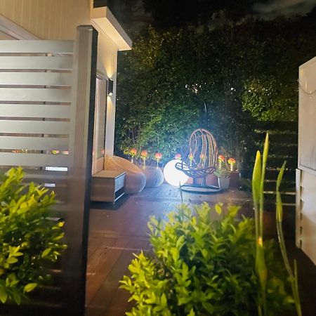 Delightful Little House & Chateau Charme Suite Auckland Exterior photo